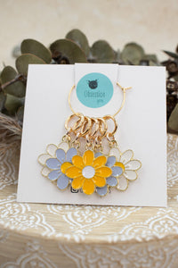 Pretty Daisies Stitch Marker Set