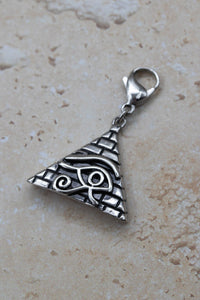 Eye Of Horus Zipper Pull